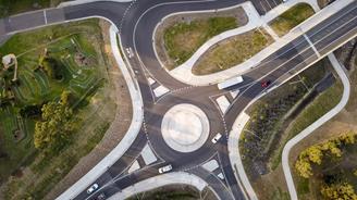 The Theory and Practice of Roundabout Rules in the UK | Oponeo.co.uk